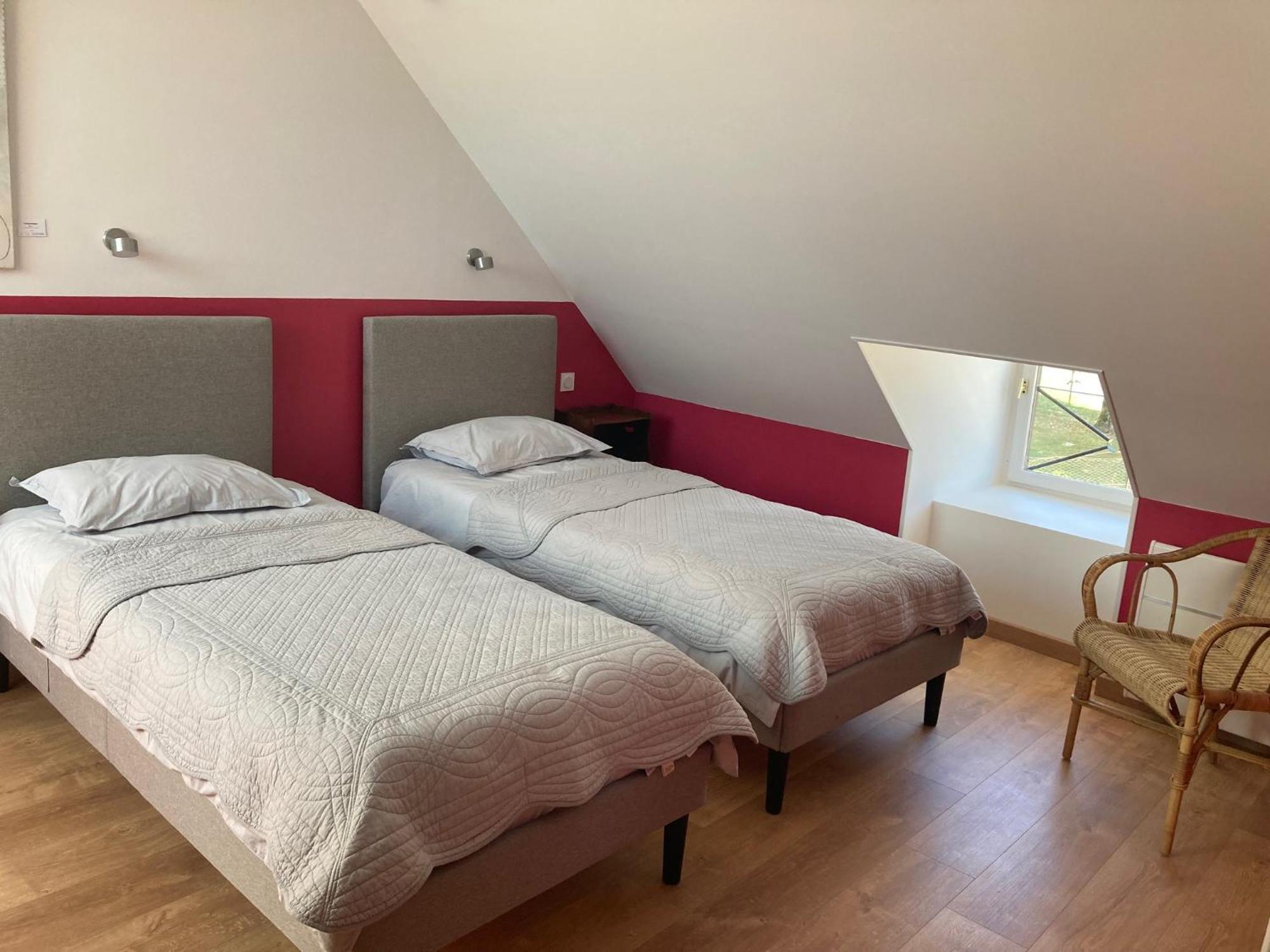 Chez Anne - Chambre Avec Salle De Bain Privative Menetou-Couture Exterior photo